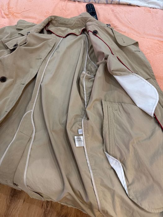 Продам плащ бежевый легкий