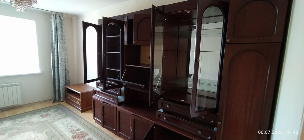 Шкаф стенка для гостиной