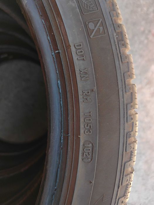 Зимни гуми PIRELLI 255 40 21