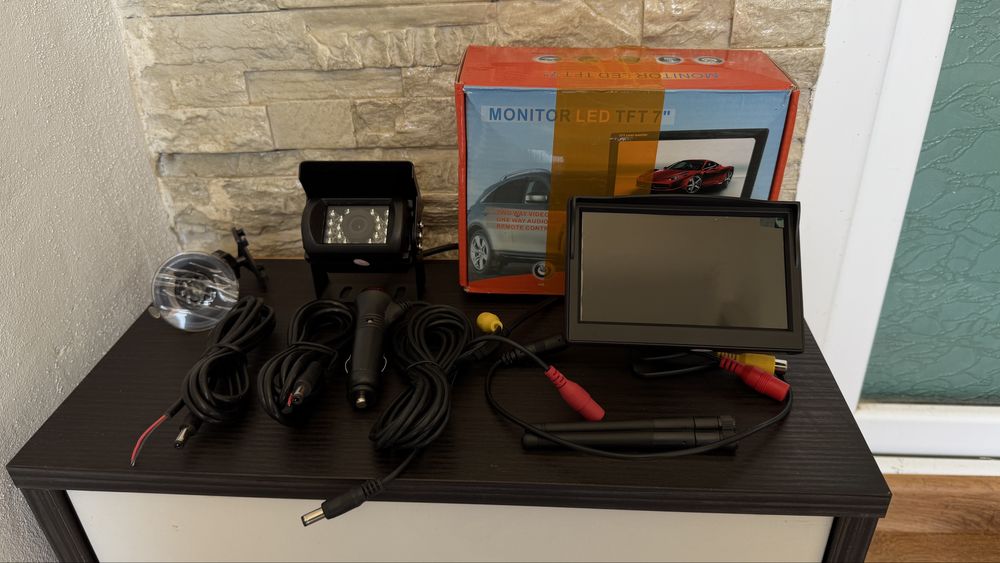 Sistem Profesional Marșarier WIRELESS 7" – Ideal Camioane, Tir, Rulotă, Utilaje – Vedere Nocturnă 18 IR