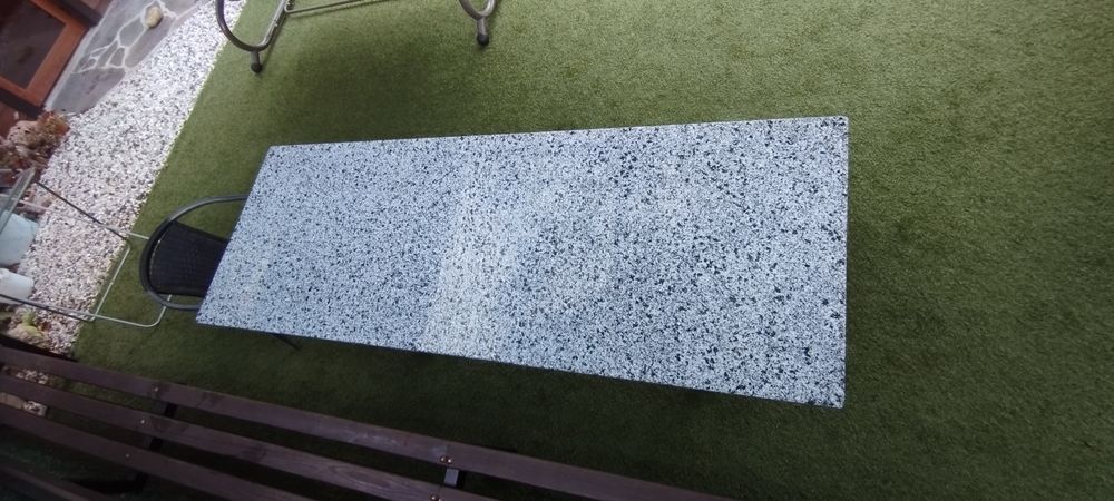 Маса от ГРАНИТ с метална конструкция 200/70