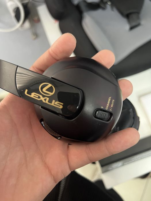 Наушники от Lexus