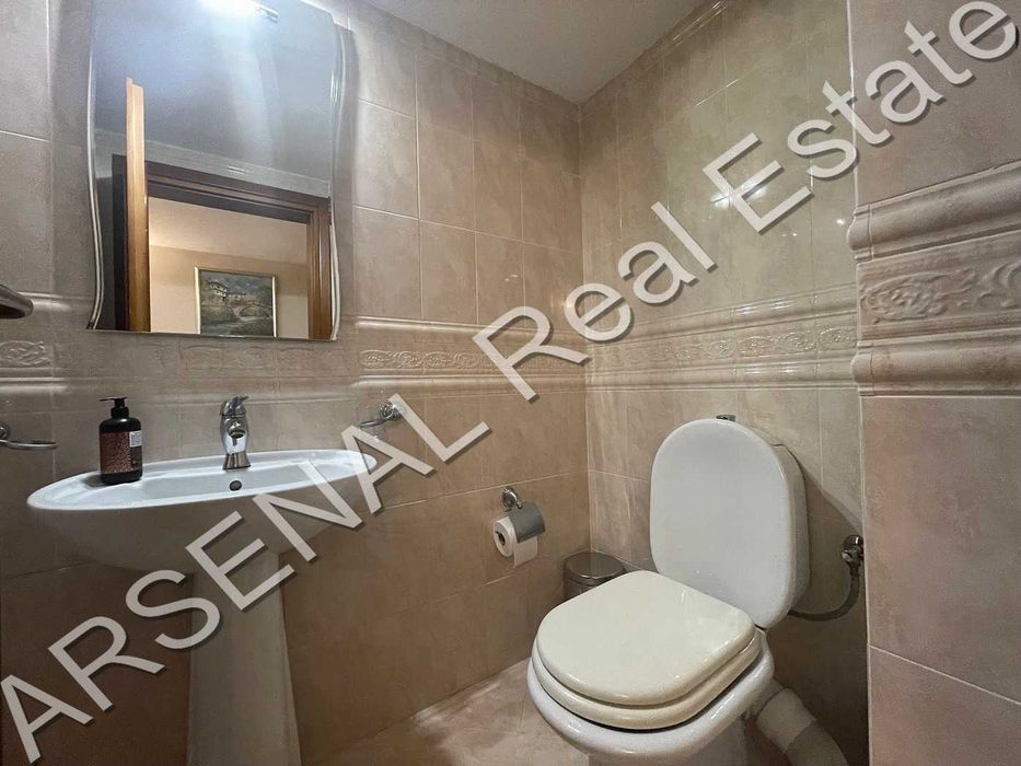 Четиристаен апартамент за продажба, Лозенец