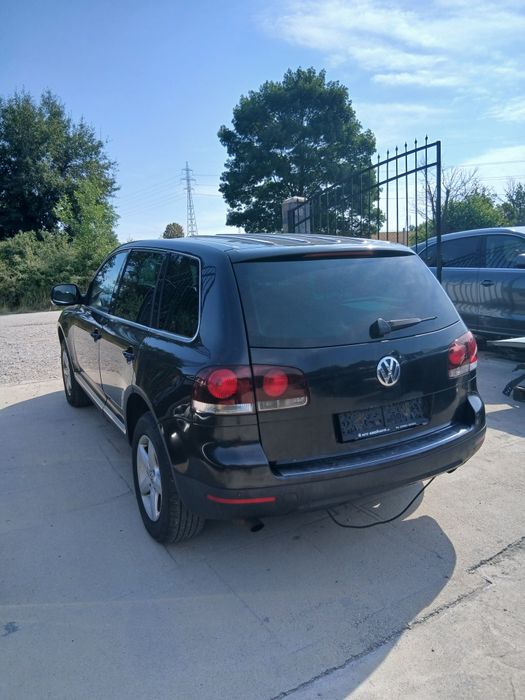 VW Touareg 3.0 TDI V6 ,224 к.с. ,автомат,60 броя на части.