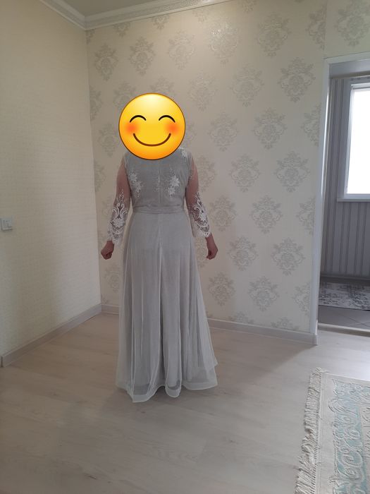 Продаётся платье вечернее цена 20000