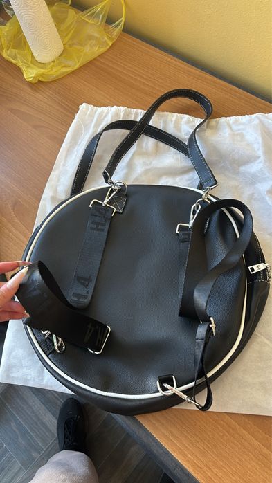 Дамска маркова чанта/раница на H4