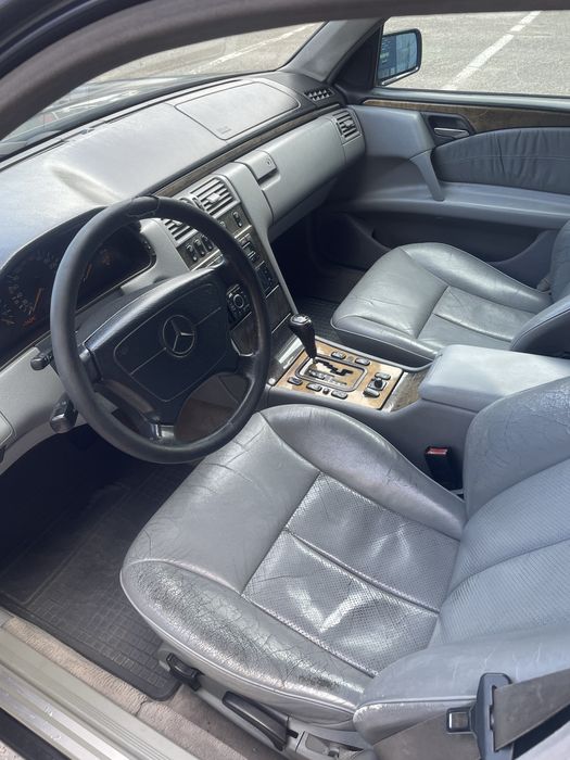 Mercedes Benz E280