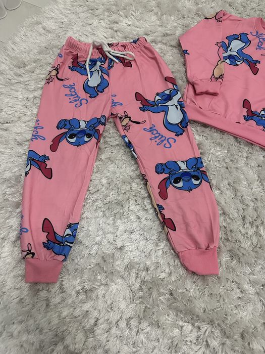 Compleu marimea 5-6 ani