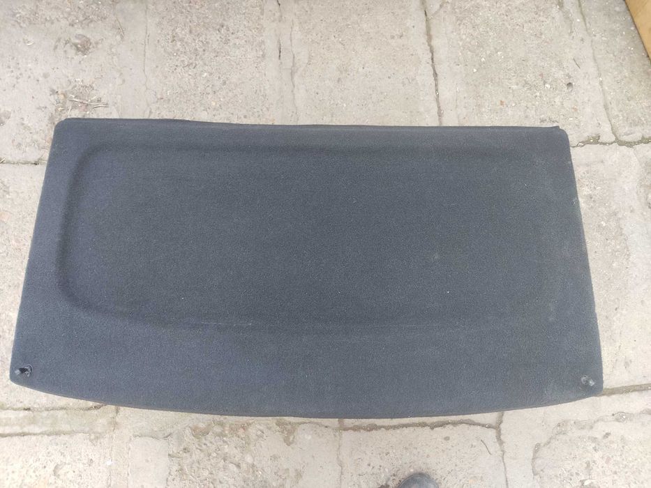 Кора багажник, задна поставка за чаши, преден и заден пепелник Голф 4