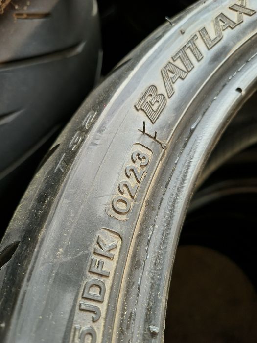 Bridgestone Battlax T32R