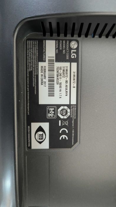 Монитор LG 31 инча, 4К