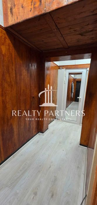 Продава се Двустаен апартамент в Перник, Изток - 60 кв.м за 1219 €/кв.м - Снимка #4