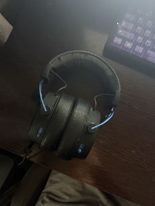 Продам наушники HyperX Cloud Alpha S