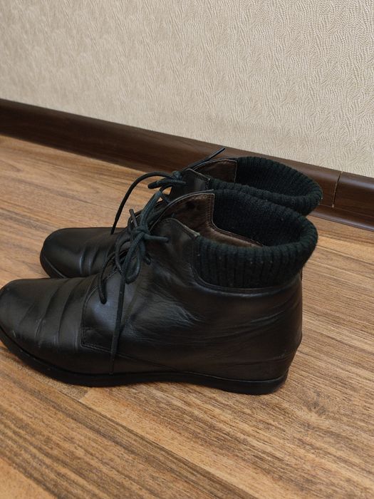 Кожаные ботинки 37