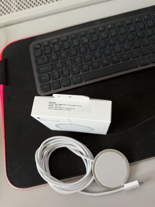 ОРИГИНАЛНО Magsafe зарядно 2м ЕМАГ