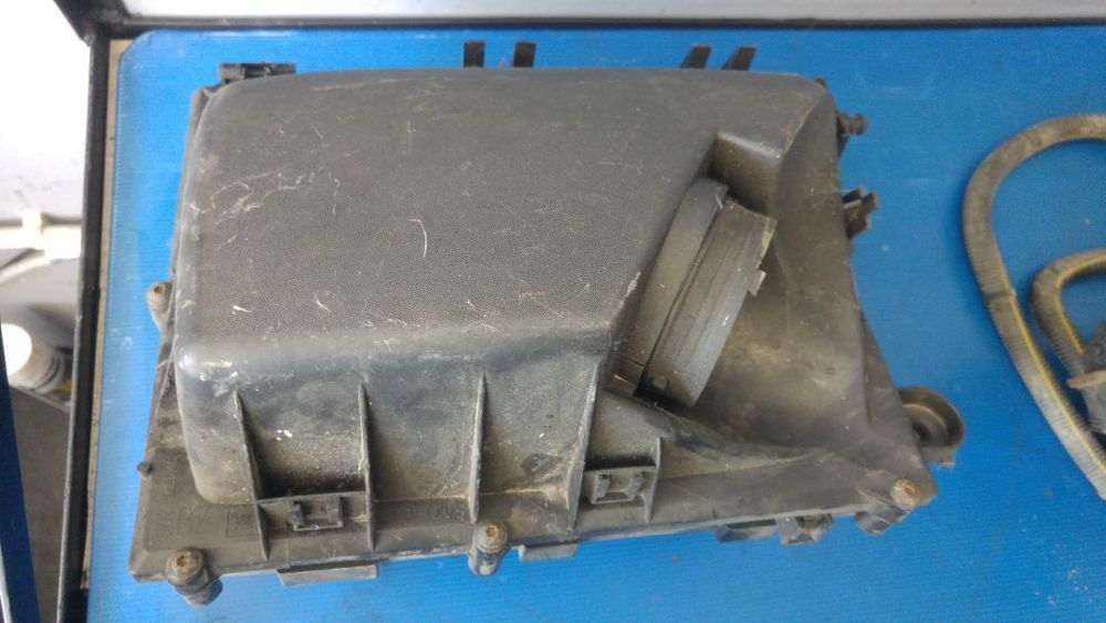 carcasa filtru aer opel vectra c 2.2 dti 3775650501