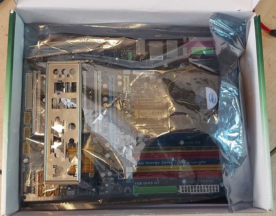 Комплект GA-P43-ES3G/Core™2 Duo E8600/2Gb Transcend DDR-2