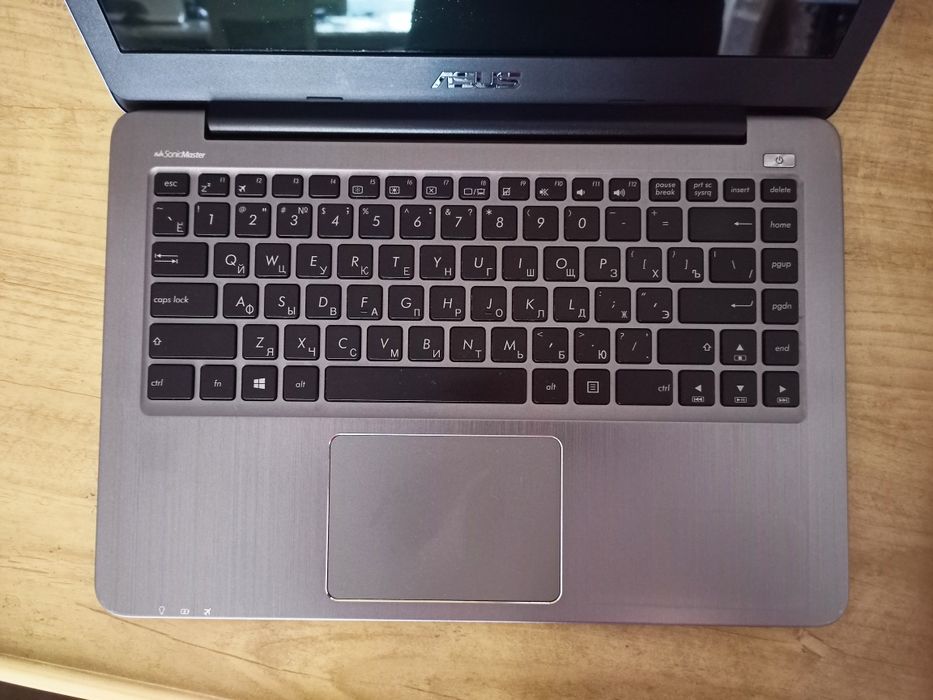 Asus e403n, ssd, windows 10