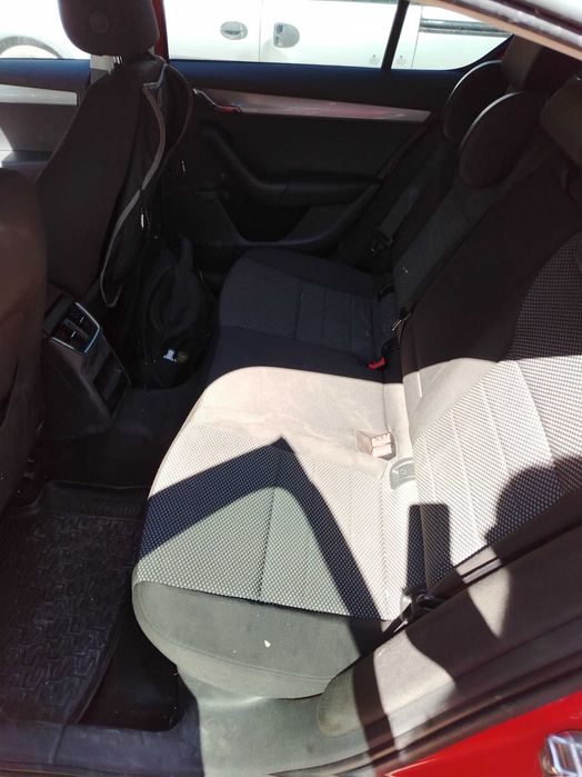 Шкода Октавия 1.6 TDI