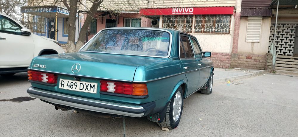 Мерседес бенз 123 дизель 2.2 Е класс