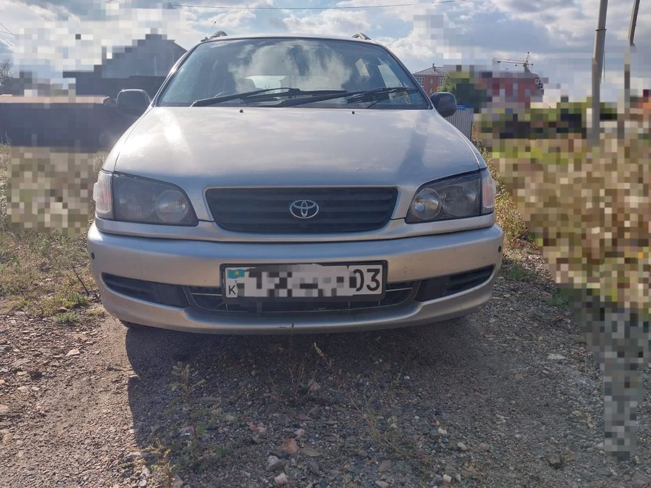Toyota Ipsum, 1997