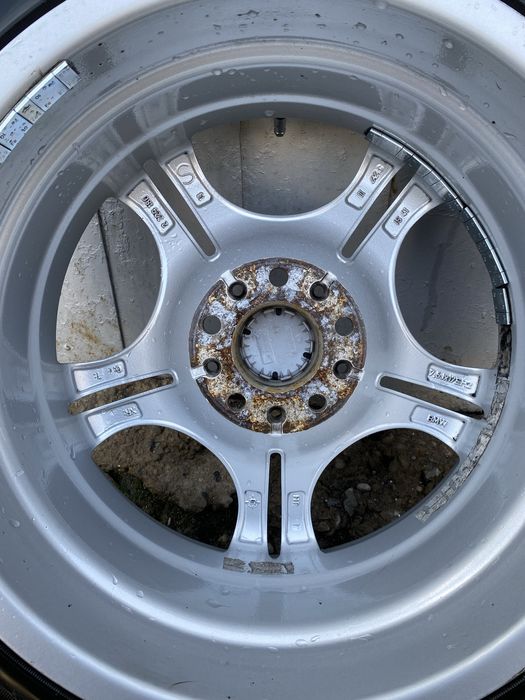 Продам колеса R17на BMW 3.