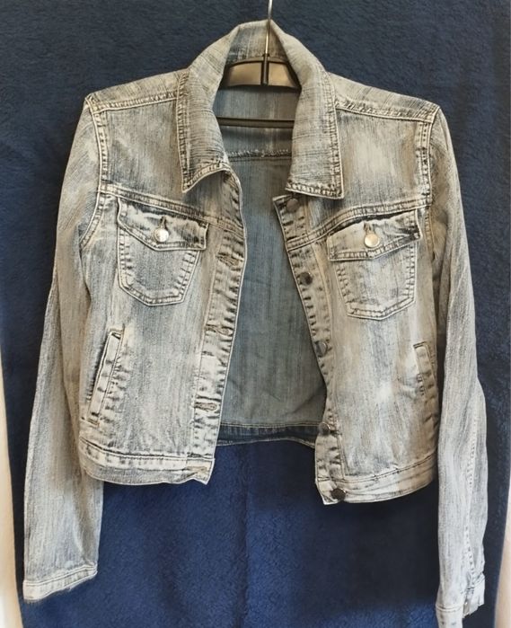 Куртки джинсовые