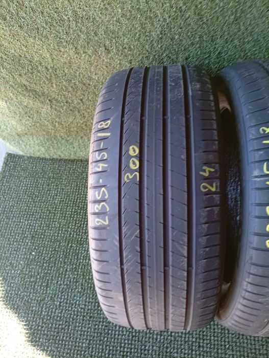 235 45 18 Pirelli