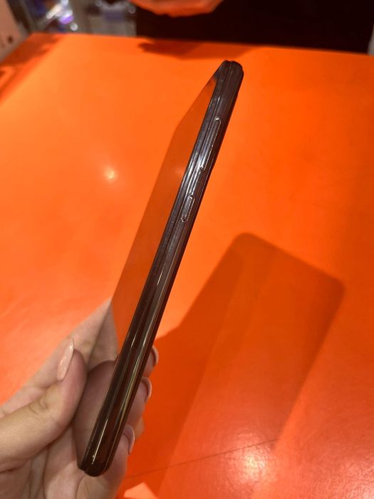 Продам Самсунг А52