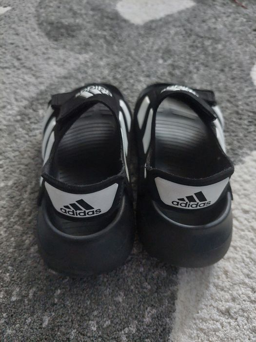 Sandale Adidas, marime 28