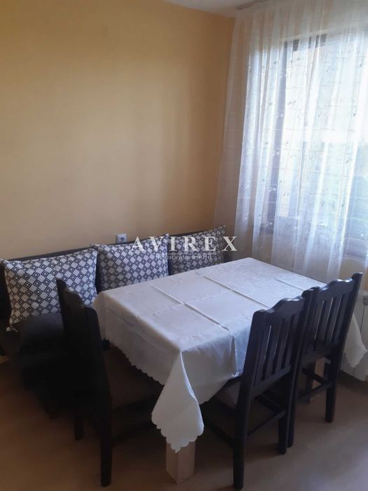 Дава се под наем Тристаен апартамент в Пловдив, Съдийски - 100 кв.м за 433.5 € - Снимка #1