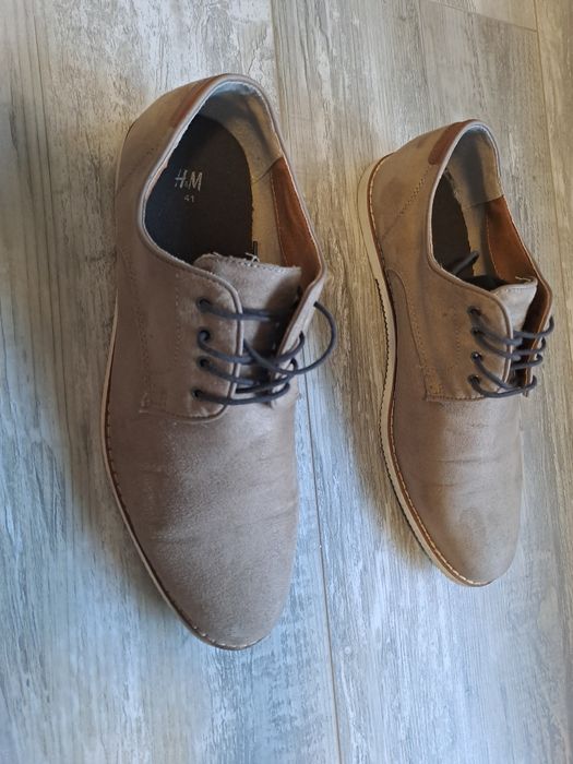 Велурени мъжки обувки H&M