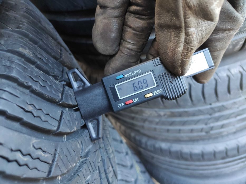 4бр Зимни гуми 225 60 16 - Michelin