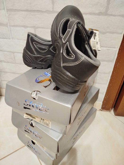 Промоция Работни обувки номер 36 и 37 - Нови