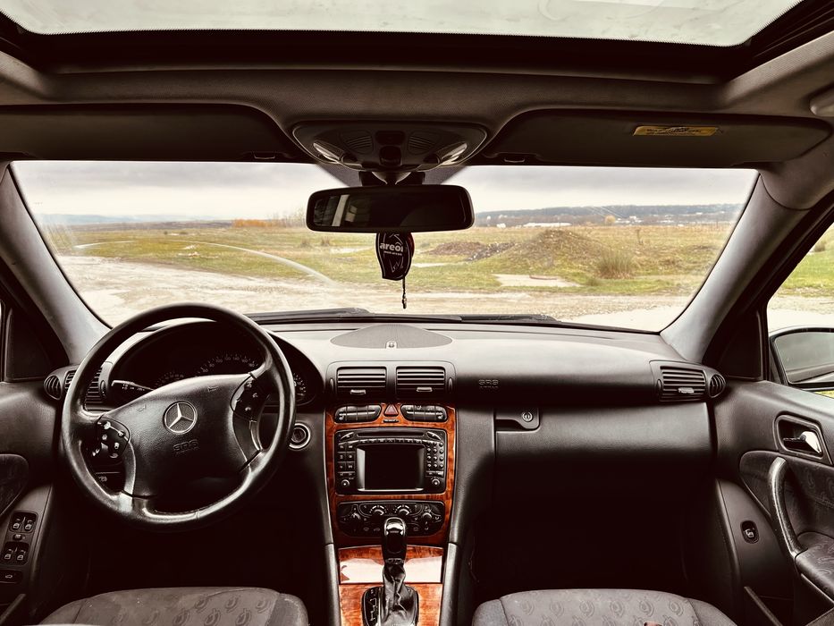 Mercedes C180 Kompressor CITITI DESCRIEREA