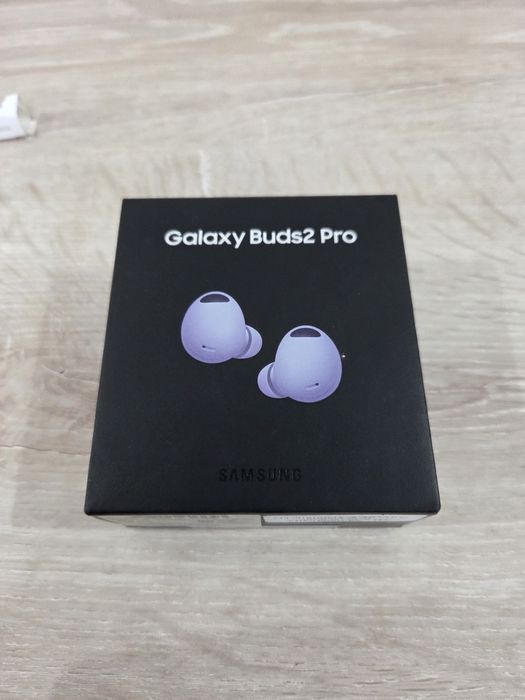 Samsung Galaxy Buds 2 Pro (Bora Purple)

Отличное состояние, комплект