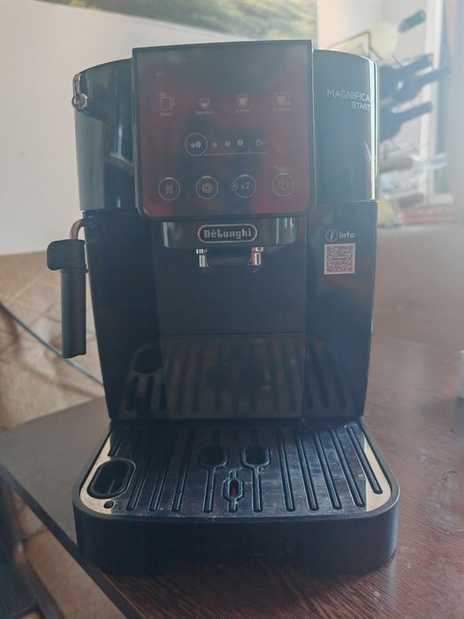 Espressor automat De’Longhi Magnifica Start