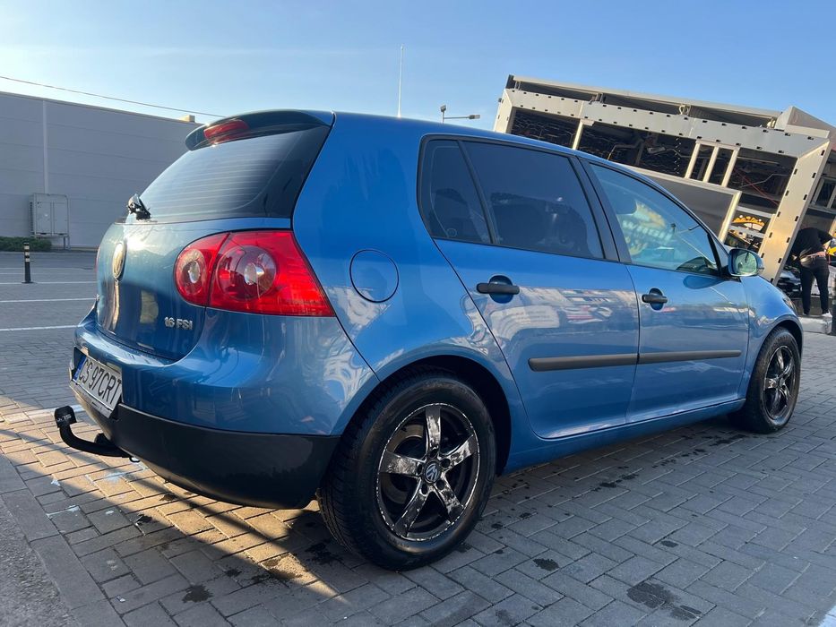 Volkswagen Golf 5 1.6 FSI