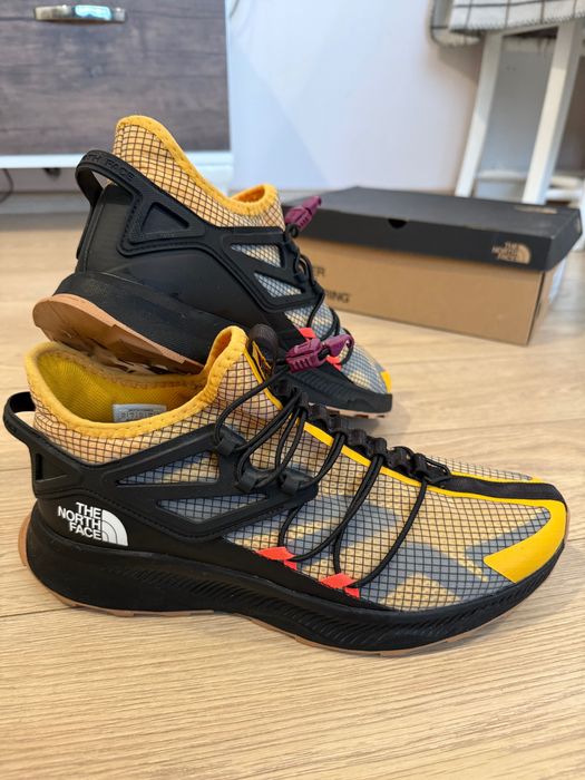 Маратонки The North Face