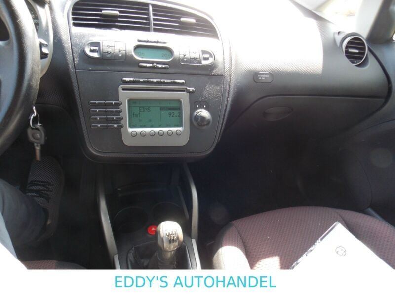 seat toledo 2005
- benzina 1.6