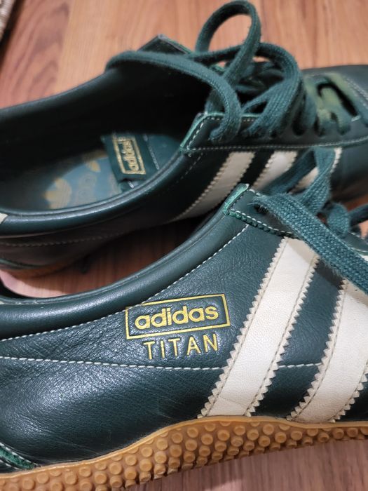 Продам кроссовки Оригинал Адидас ТИТАН