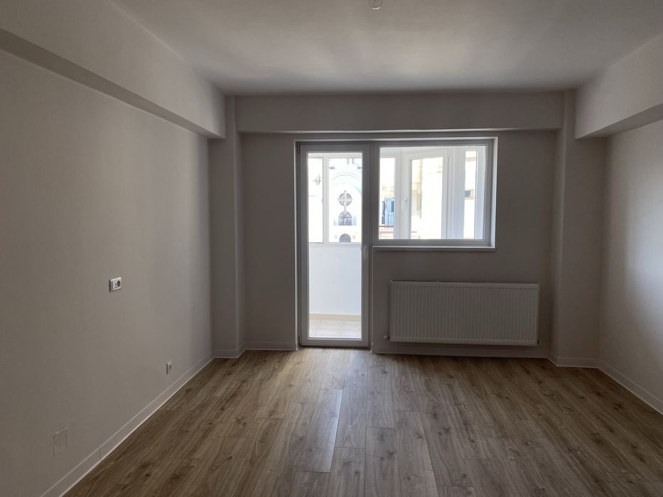 Vand apartament 2 camere