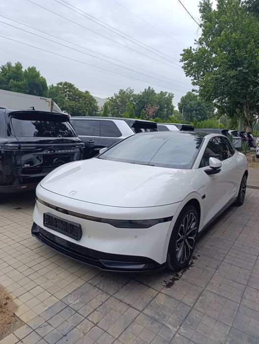 Zeekr 007 4wd  2матор