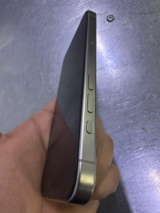 Iphone 15 pro с гаранти