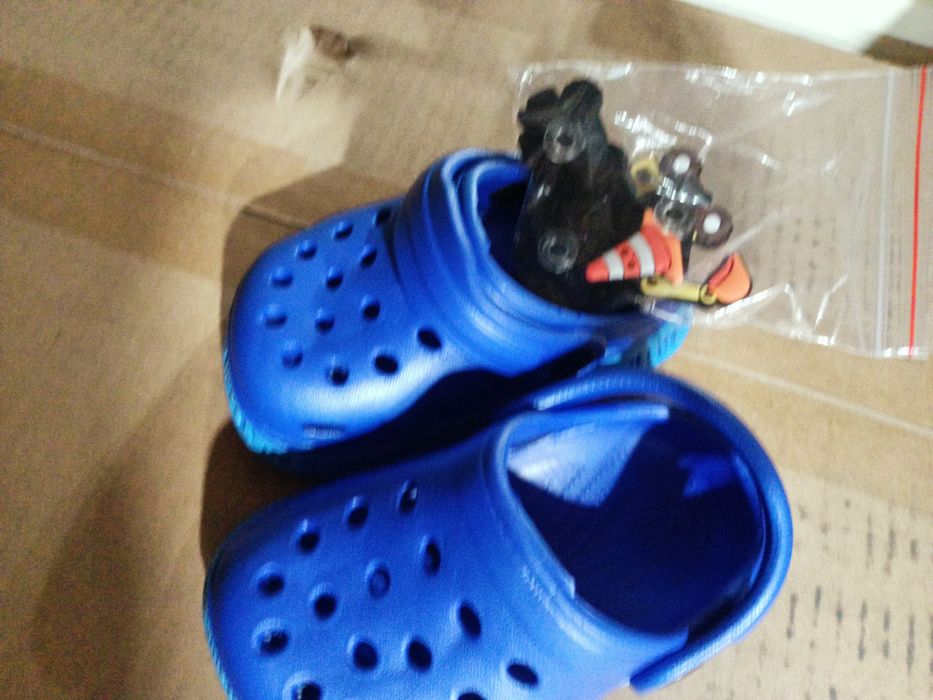 Продам детские сабо
