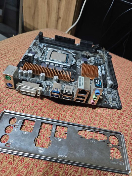 Дънна Платка+Процесор