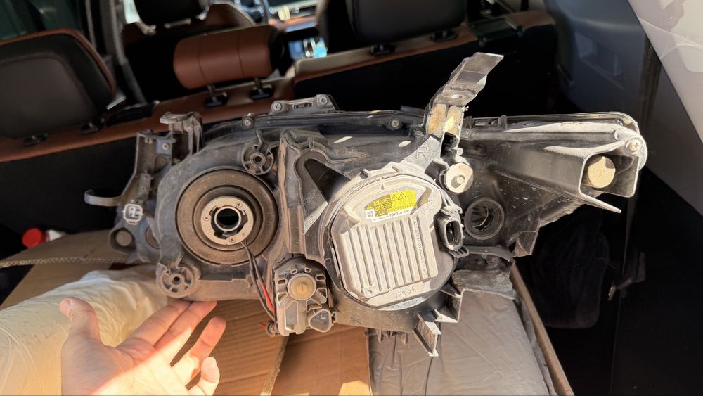 Фары  ксенон оригинал камри 55