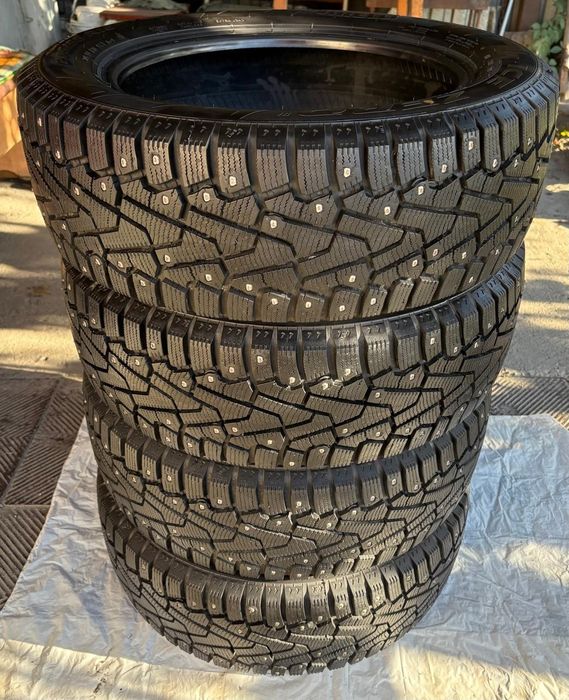 Зимние шипованные шины Pirelli R16