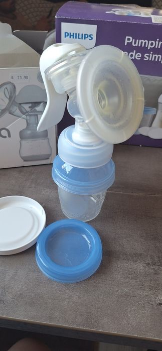 Ръчна помпа Авент в комплект