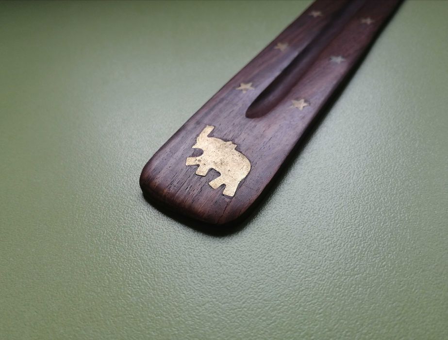 Поставка за ароматни пръчици